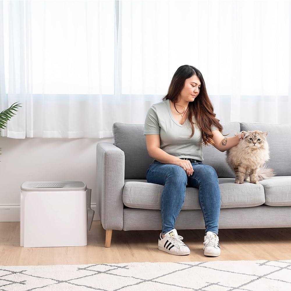 Square Top Entry Cat Litter Box with Scoop U3770