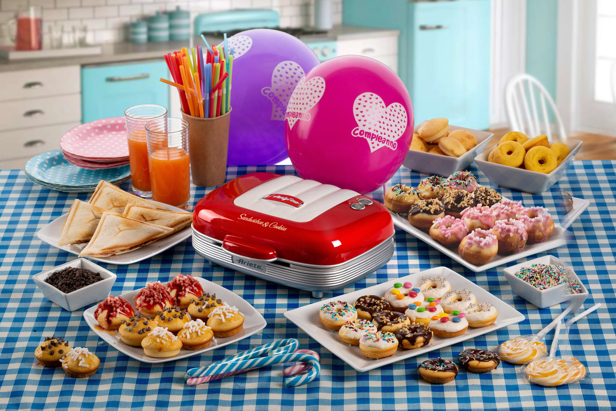 Sandwiches and Cookies 3in1 Red F233
