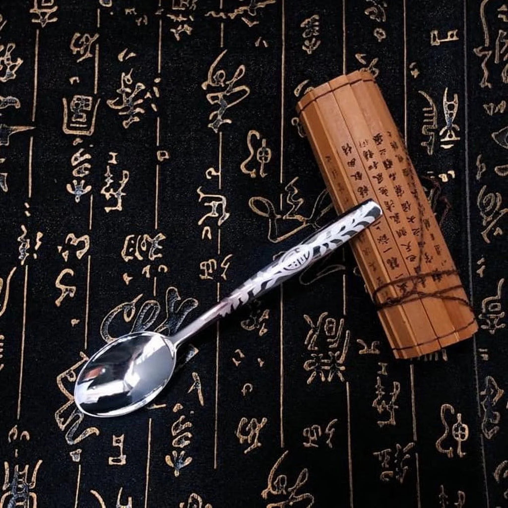 999 Sterling Silver Long Handled Soup Spoon S7596
