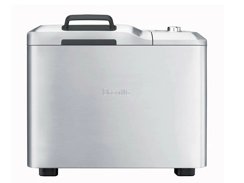 2.5-lb Bread Maker with nut dispensor P9020