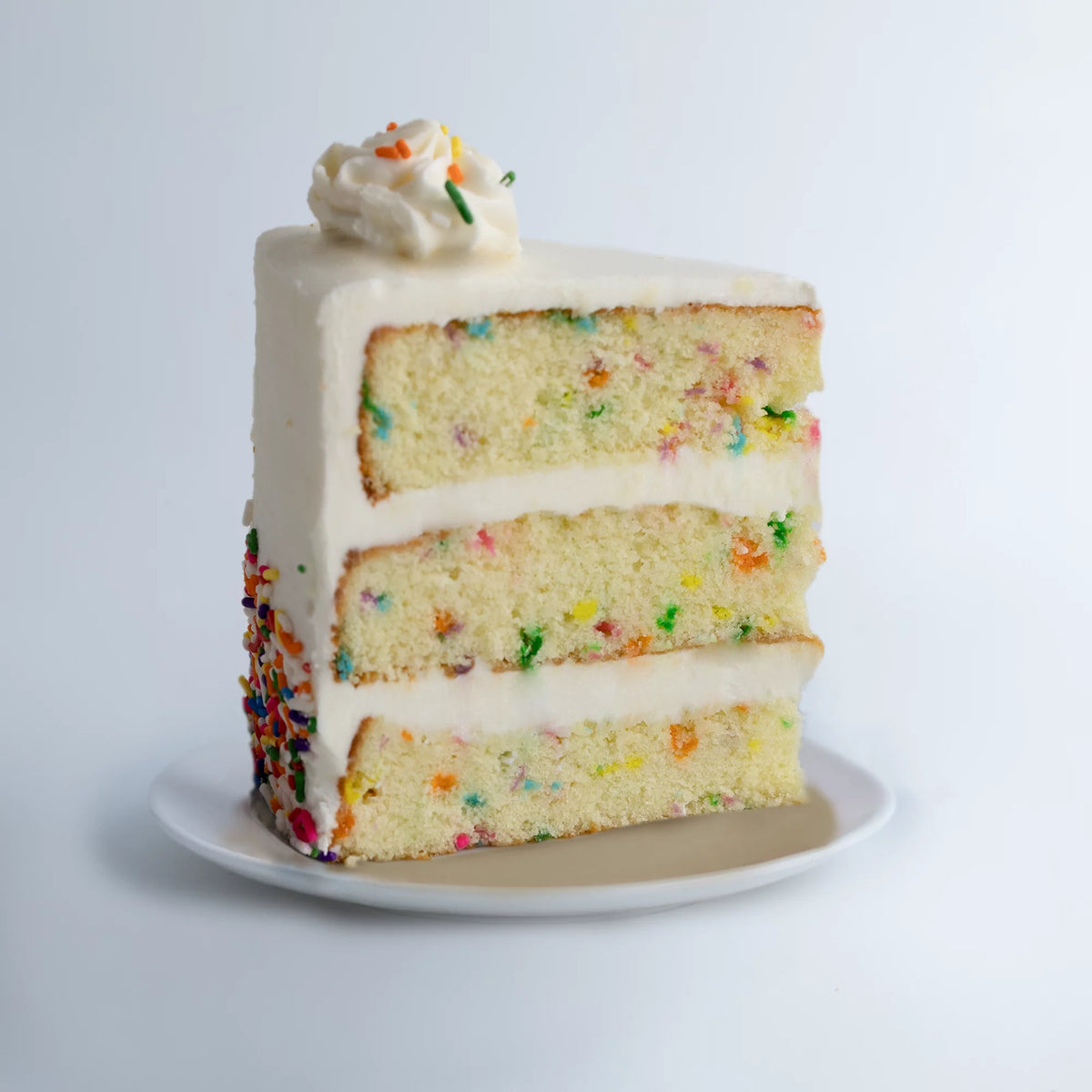 Vanilla Confetti Cake Large 10” Size D84000