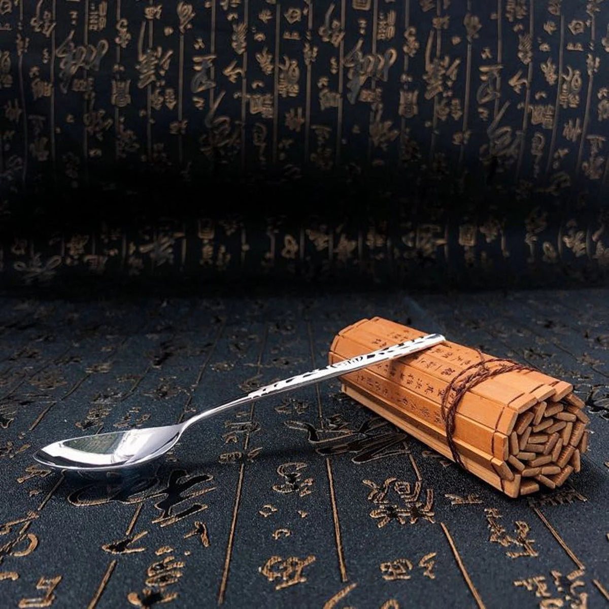 999 Sterling Silver Long Handled Soup Spoon S7596