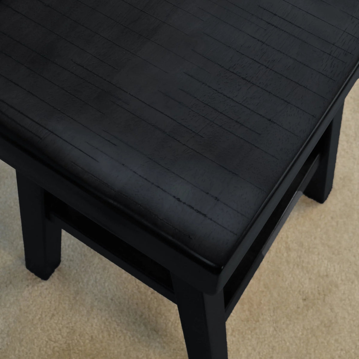 Black Wood Saddle Seat Counter Stool U984