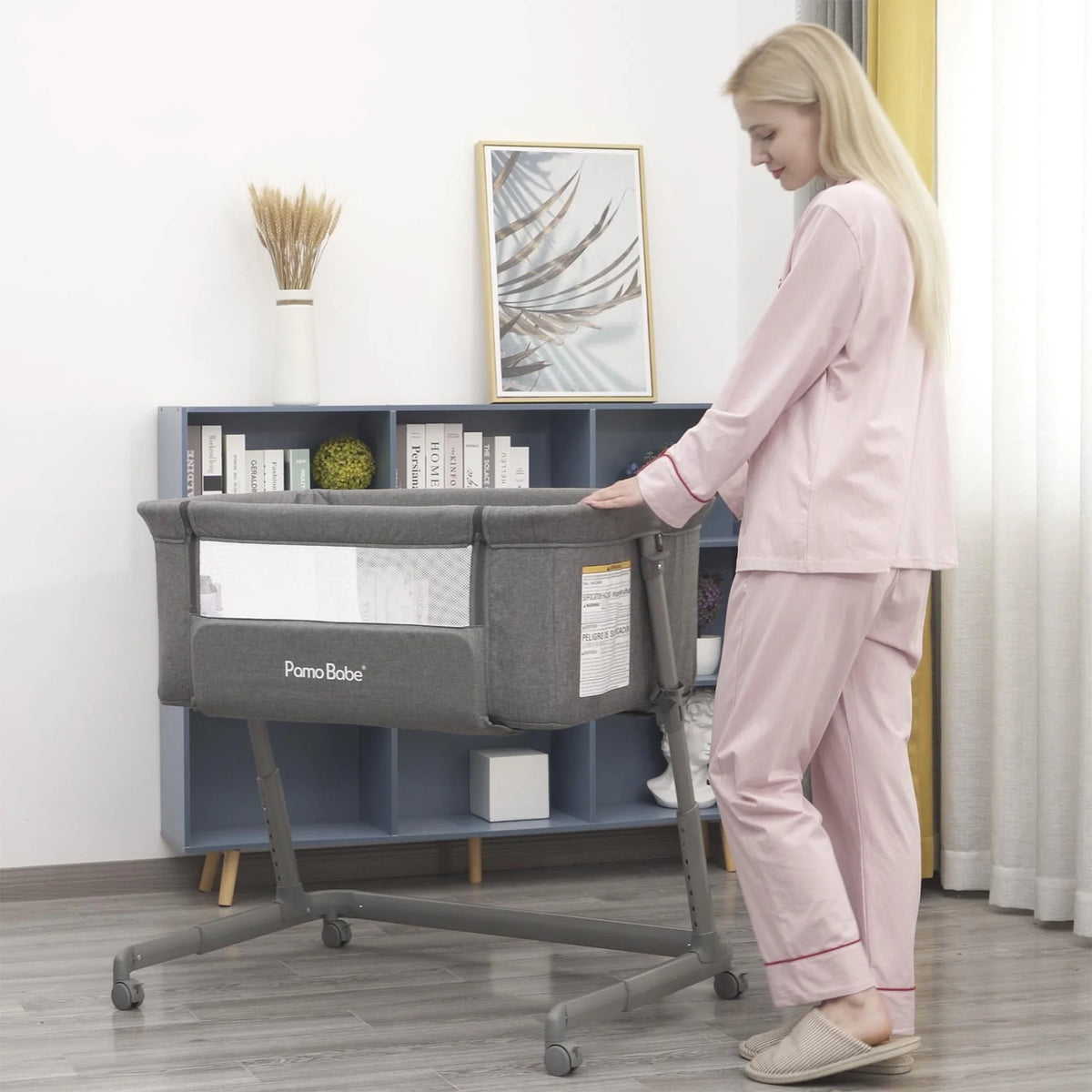 Grey Bassinet with Wheels and Folding Frame T8706