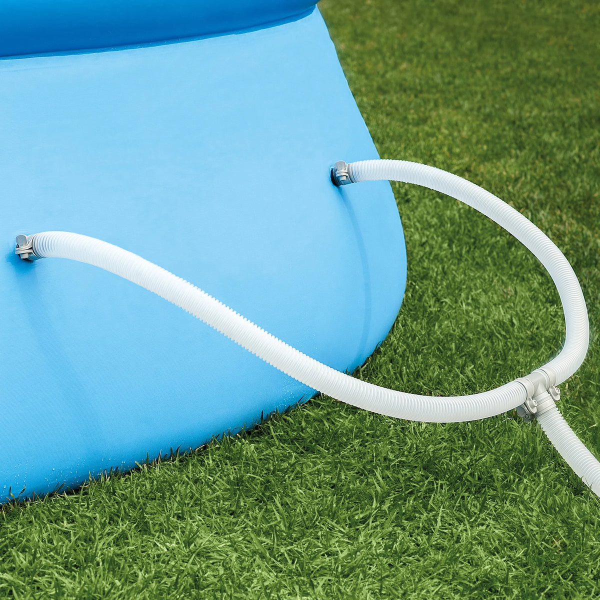 12ft x 30in Inflatable Swimming Pool with Filter Pump C53754